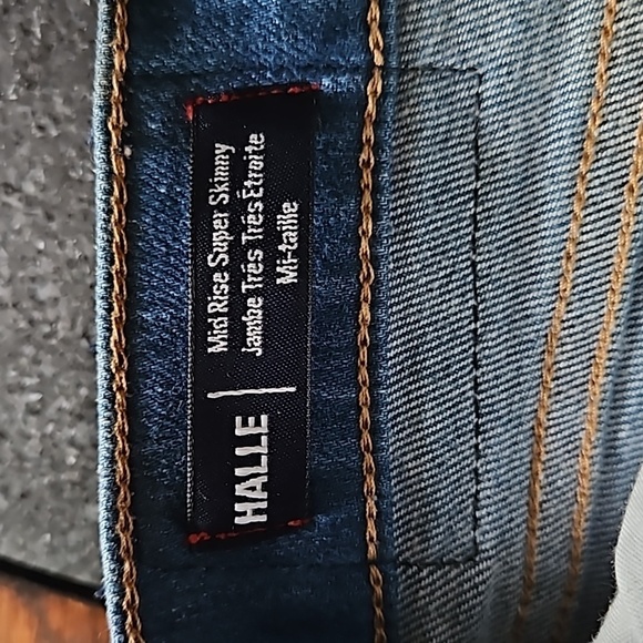 True Religion Halle Stretch Distressed Skinny Jeans Size 25 - Picture 12 of 16